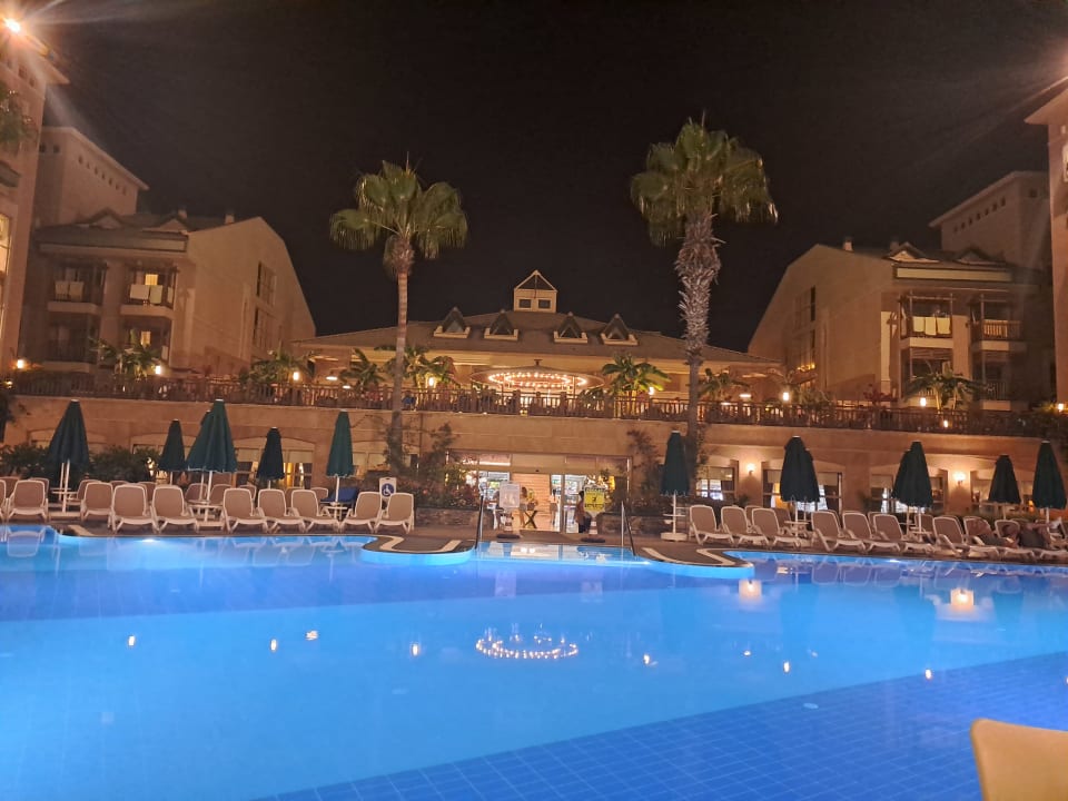 Pool Can Garden Resort