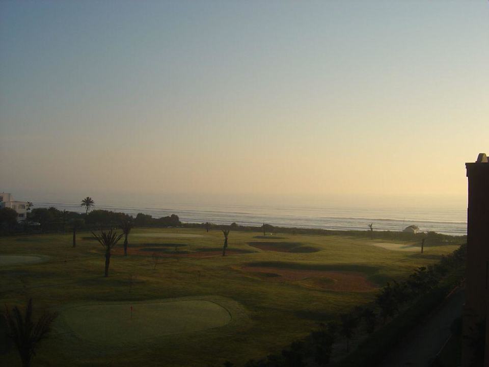 Zimmerausblick auf die Golf-Akademie Nour Palace Resort & Thalasso