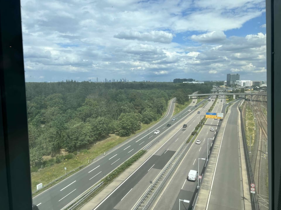 Zimmer Hilton Frankfurt Airport