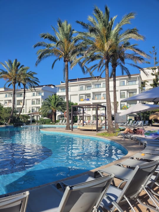 Pool Prinsotel La Dorada