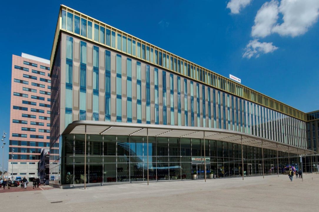 Außenansicht Hampton by Hilton Amsterdam / Arena Boulevard