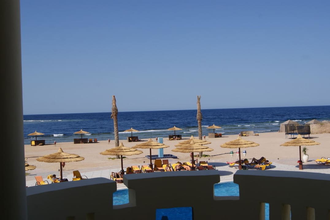 Ausblick aus dem Hotelfenster Coral Sun Beach