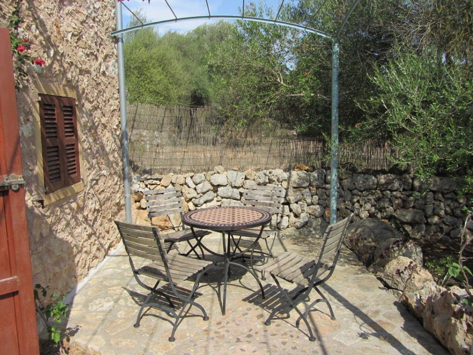 Sitzplatz Eingang  Finca Can Pina