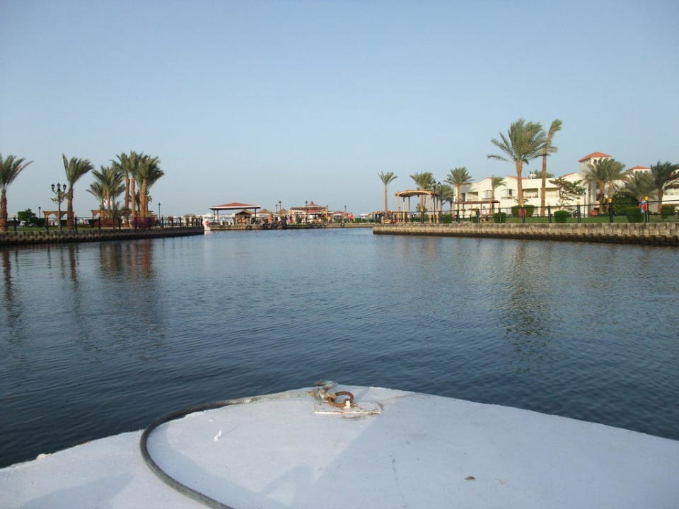 Fahrt mit dem Boot zum Strand Pickalbatros Dana Beach Resort - Hurghada