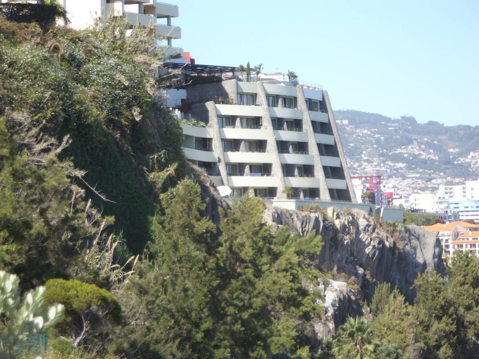Hotel auf der Felswand Hotel Madeira Regency Cliff
