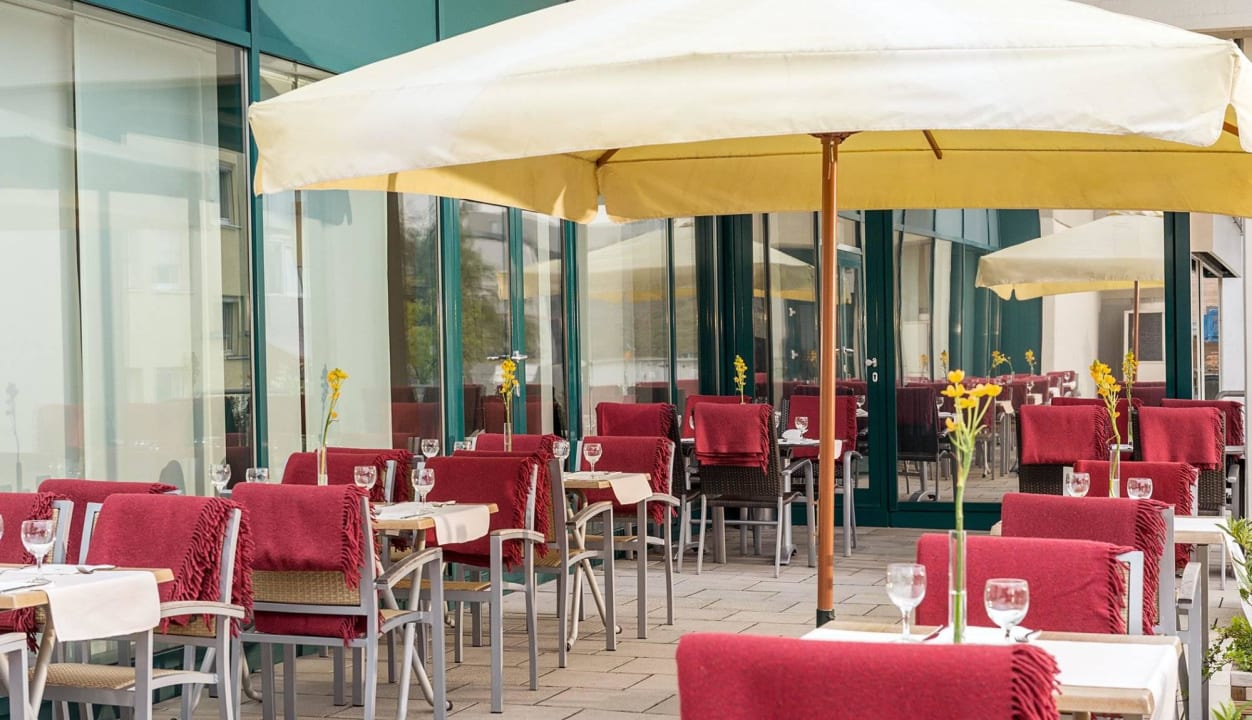 Terrace  Hotel NH Erlangen