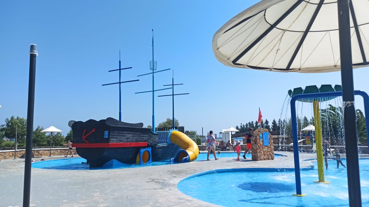 Pool alltoura Club Hotel Kiotari Miraluna