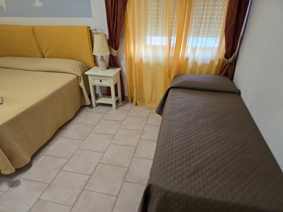 Zimmer Hotel Gabbiano Sas