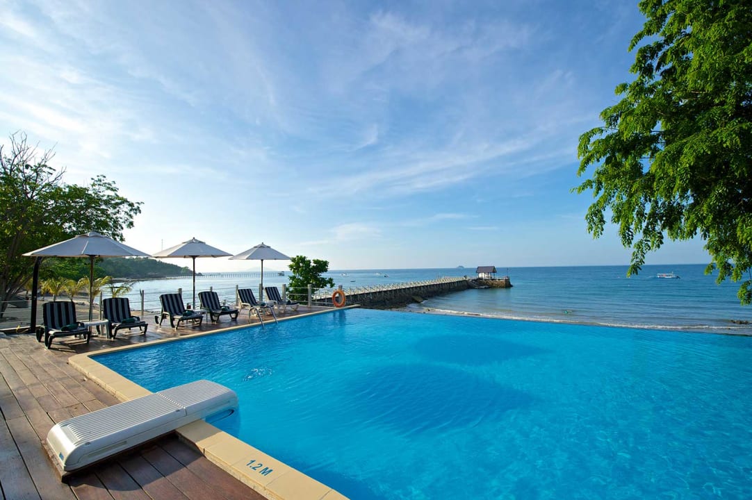 Pool Tunamaya Resort