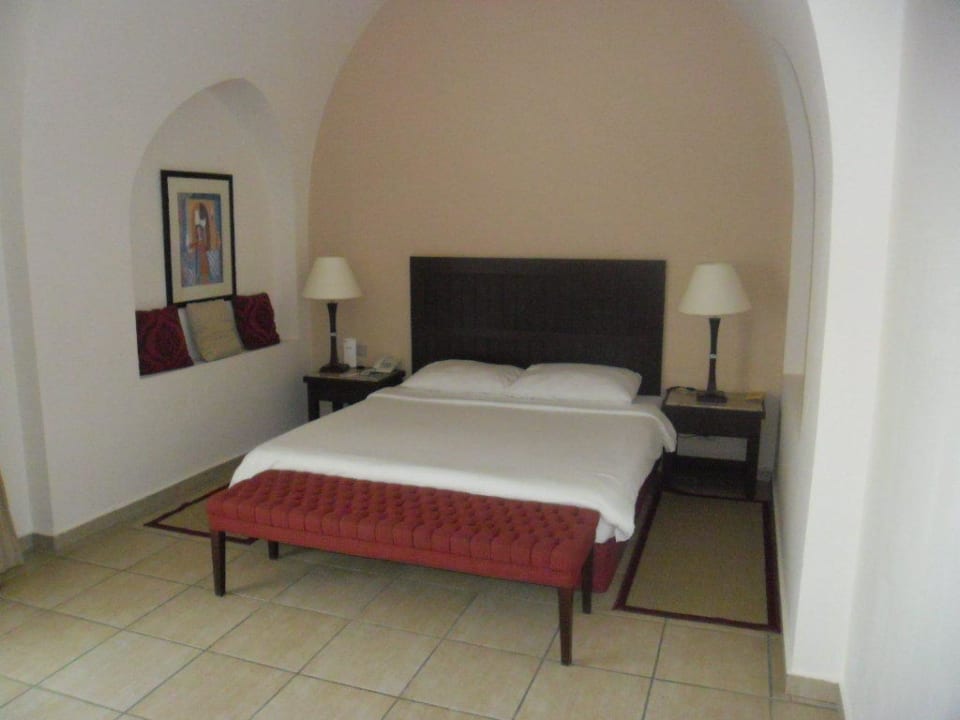 Bett 2 auf 2 Meter mit genügend Seitenplatz TUI MAGIC LIFE Kalawy
