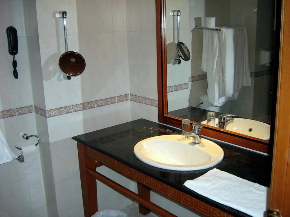 Bad Sandy Beach Resort