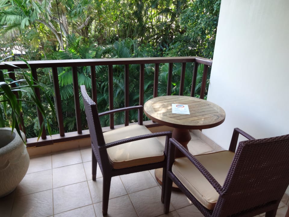 Balkon The Laguna A Luxury Collection Resort & Spa