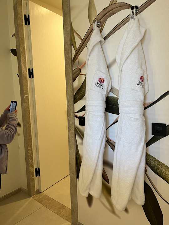 Zimmer Anda Barut Collection