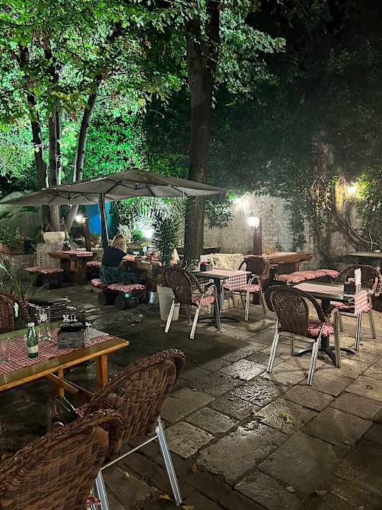 Gastro Central Palace Apartment