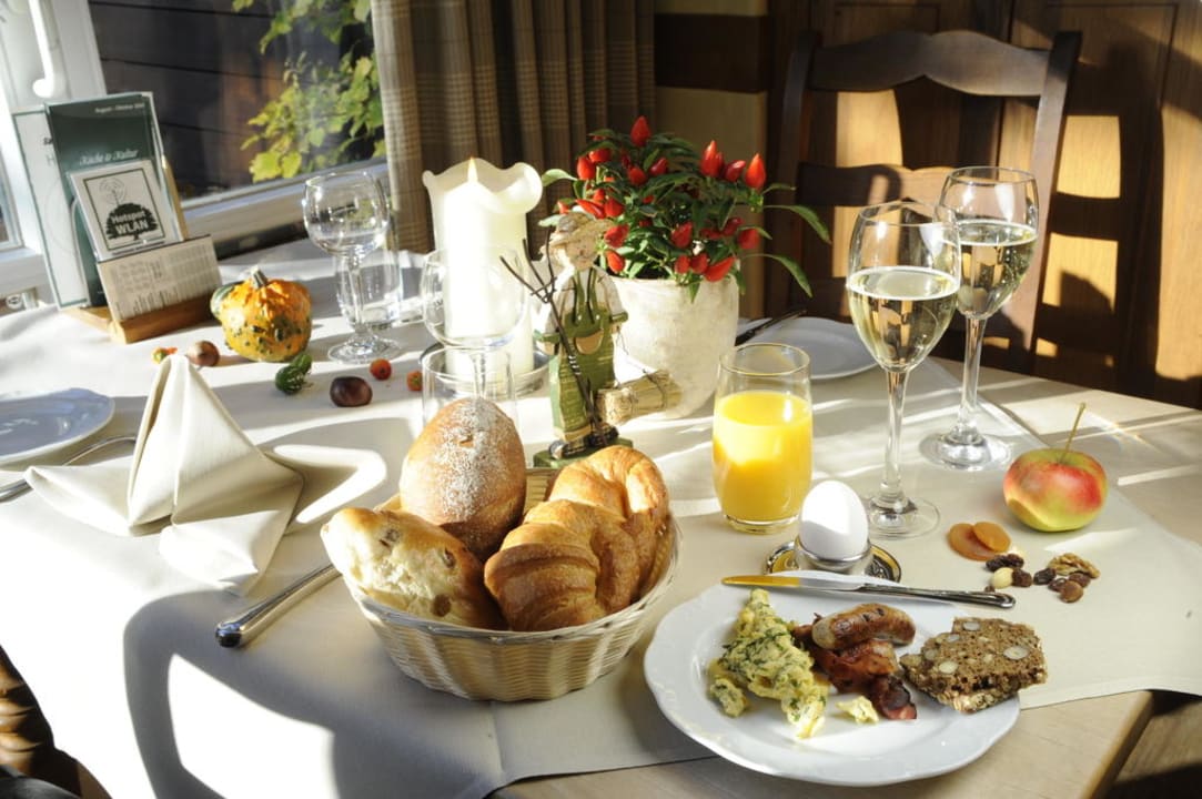 Unser Frühstück am 1. Morgen Wellings Romantik Hotel zur Linde