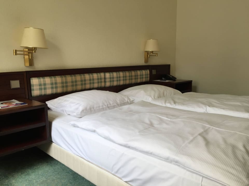 Bett Schlosshotel Karlsruhe