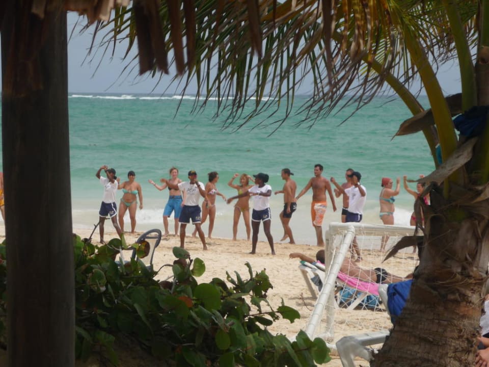 Animation am Strand Grand Palladium Select Bávaro Resort & Spa