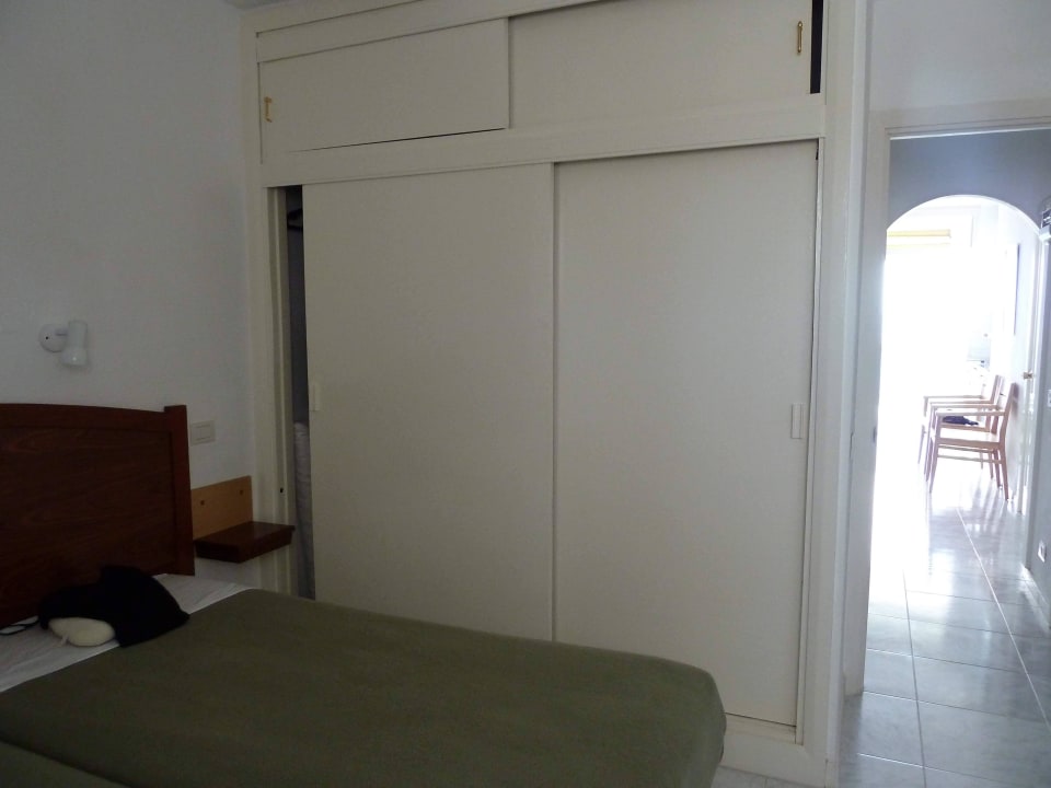 Schlafraum mit Einbauschrank Hotel Europalace