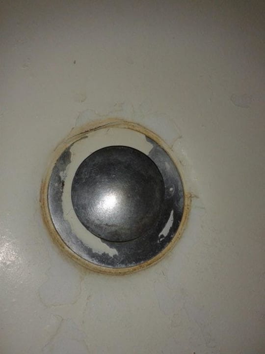 Badewanne - wir haben diese nicht benutzt Garni Hotel - Das Alpin Kaiserzeit