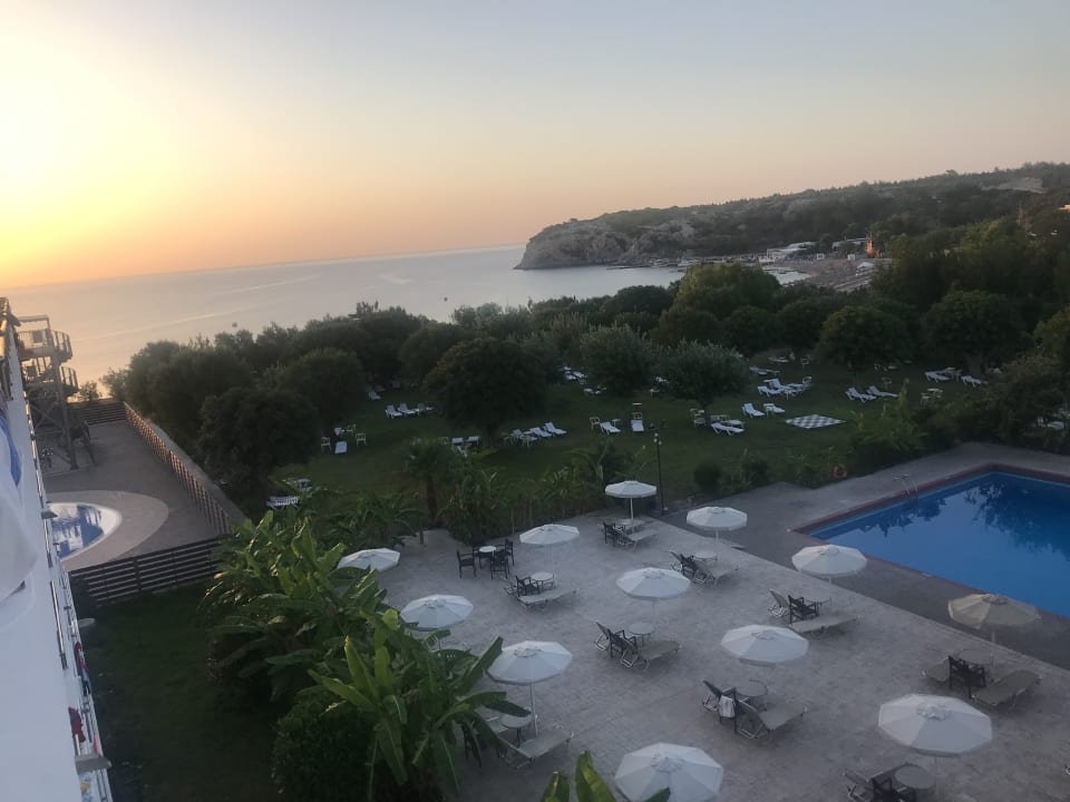 Ausblick Irene Palace Beach Resort Club alltoura