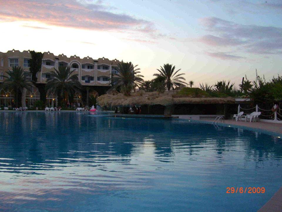 Abendblick auf die Anlage Mahdia Beach & Aquapark