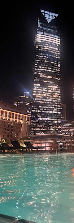 Pool Arjaan by Rotana - Dubai Media City