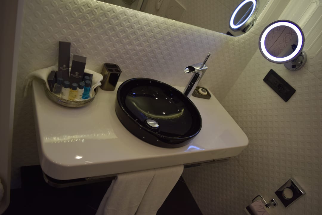 Badezimmer im Superior-Room - Waschtisch Régie Ottoman Hotel