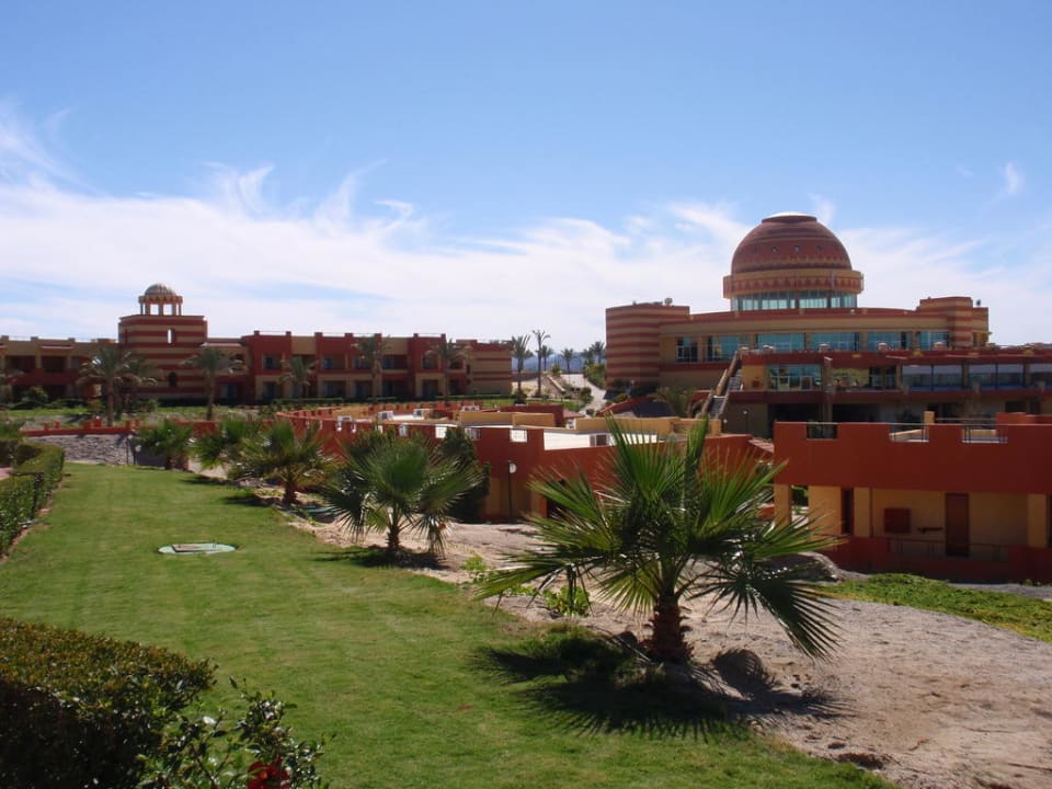 Schöne Architektur Malikia Resort Abu Dabbab