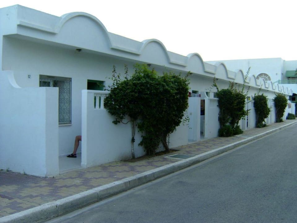 Bungalowreihe von Nr. 1 bis 12 El Mouradi Club Kantaoui
