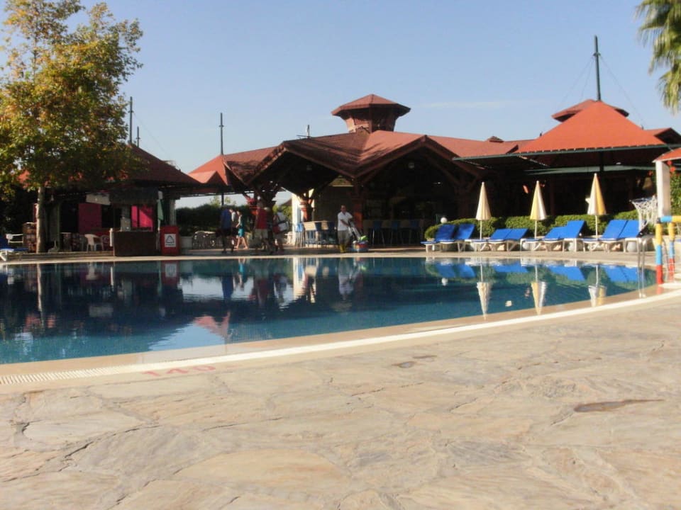 Pool Miramare Queen Hotel