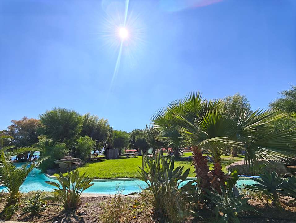 Gartenanlage Esperos Mare Resort & Spa