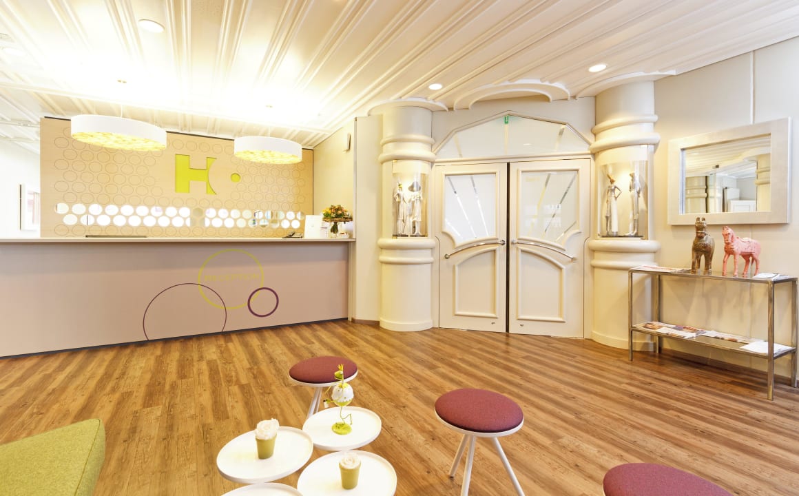 Reception Olten Swiss Quality Hotel