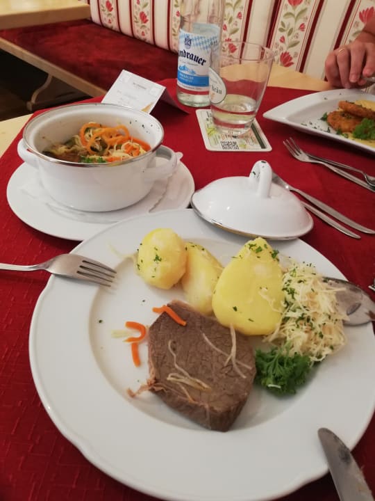 Gastro 1. Bier & Wohlfühlhotel Gut Riedelsbach