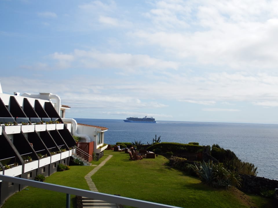Ausblick Caloura Hotel Resort