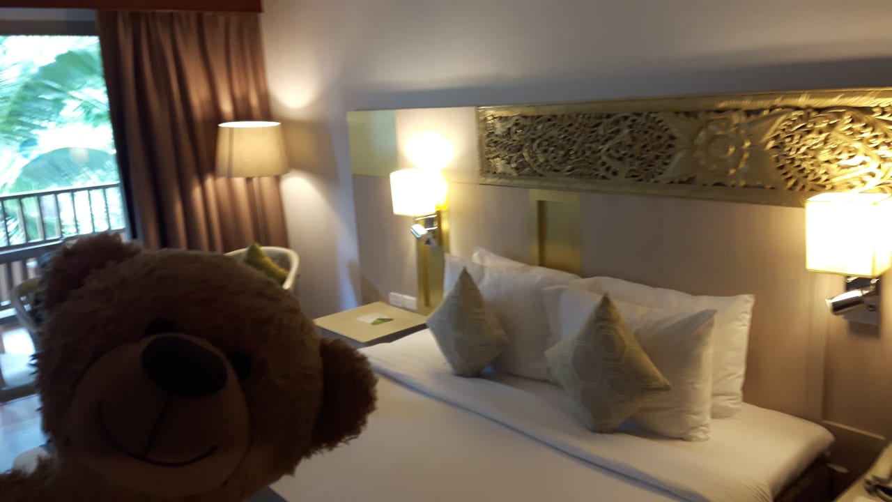Blick ins Zimmer Best Western Premier Bangtao Beach Resort & Spa