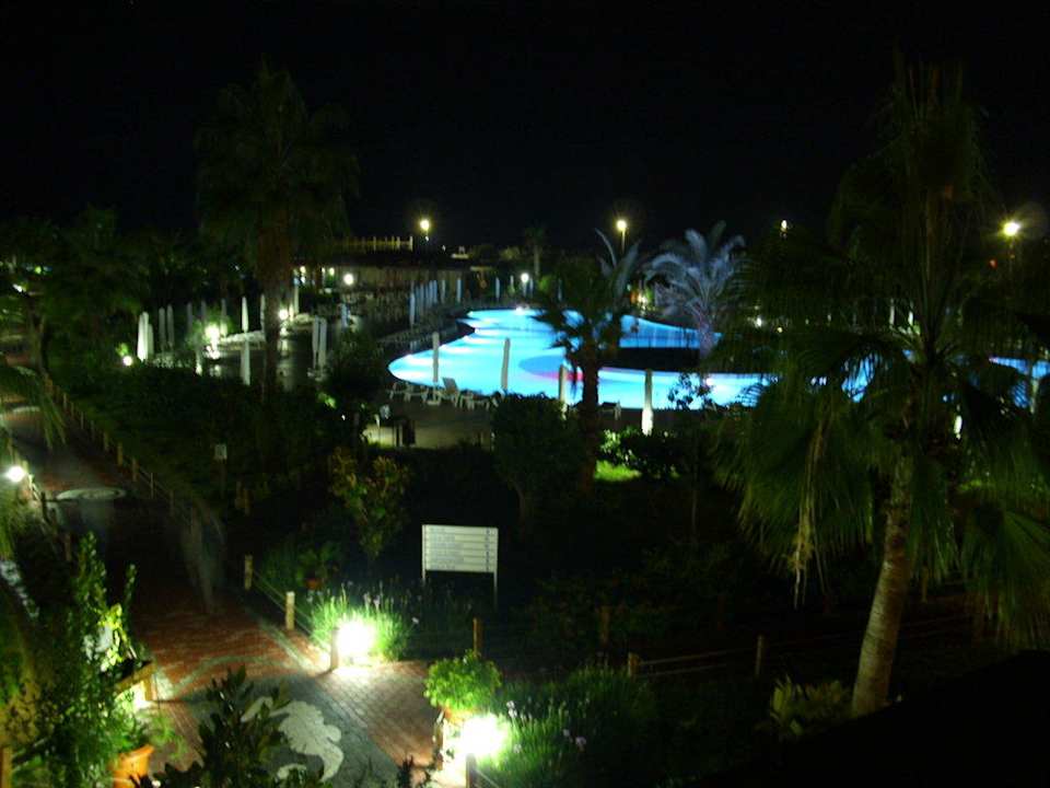 Garten und Pool Seaden Sea World Resort & Spa