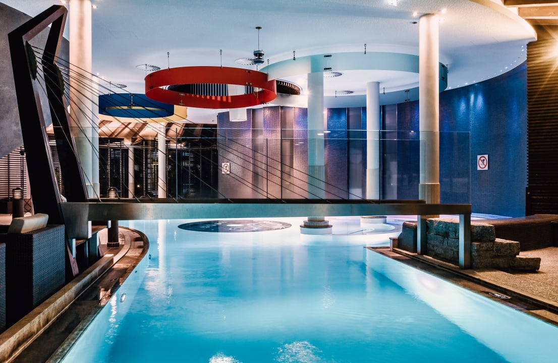 Pool Ellmauhof - das Generationenresort