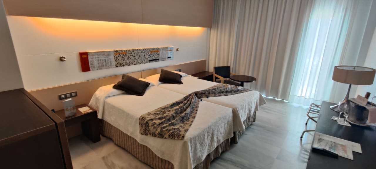 Zimmer Hipotels Gran Conil Hotel