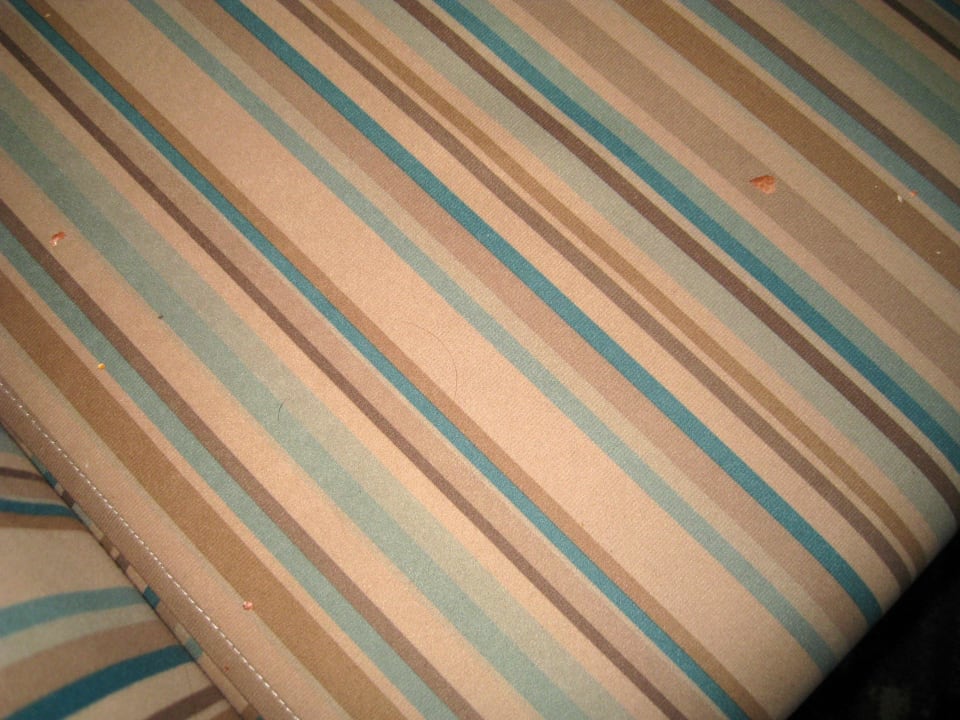 Sessel mit Krümeln- Zimmer 5307 mit Meerblick Kilikya Palace Göynük