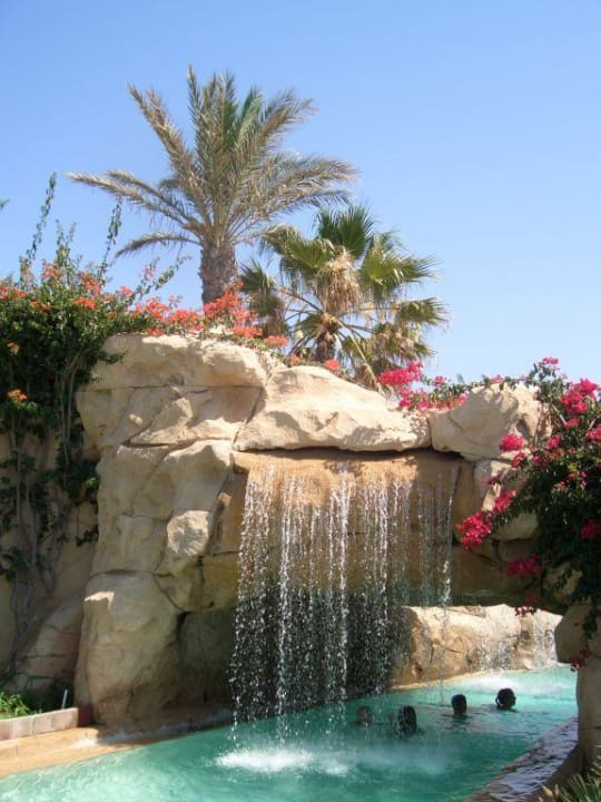 Wasserfall Outdoor Pool Sahara Beach Aquapark & Resort