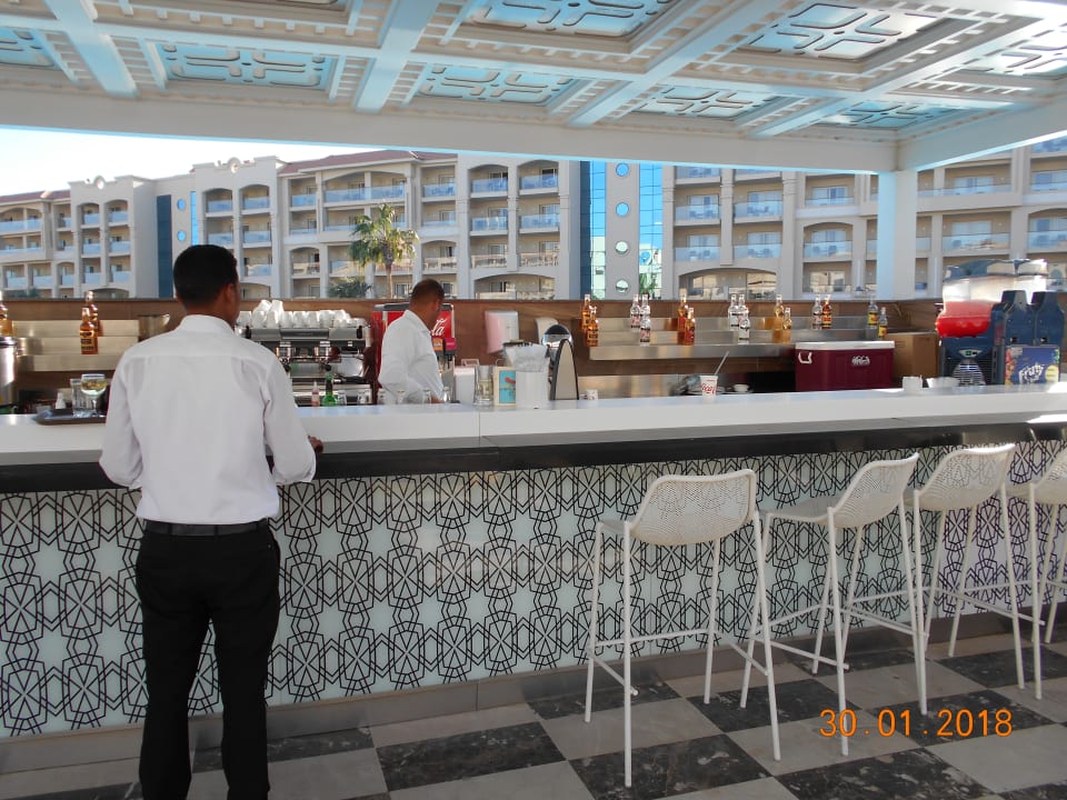 Eine der Poolbars Pickalbatros White Beach Resort - Hurghada