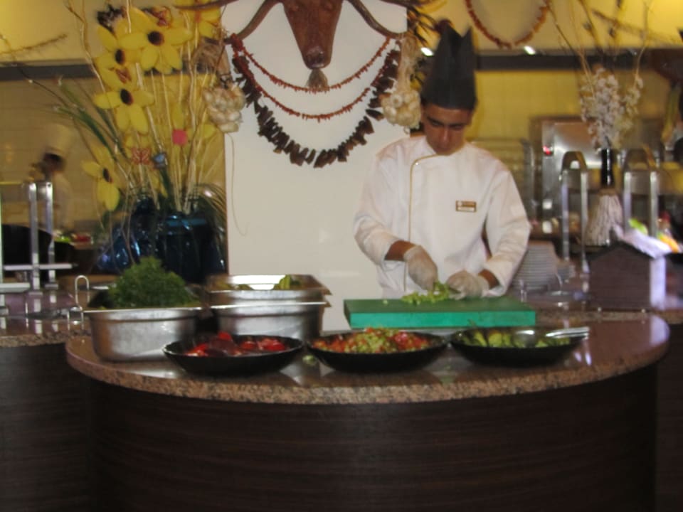 Frisch geschnittenes Gemüse Telatiye Resort