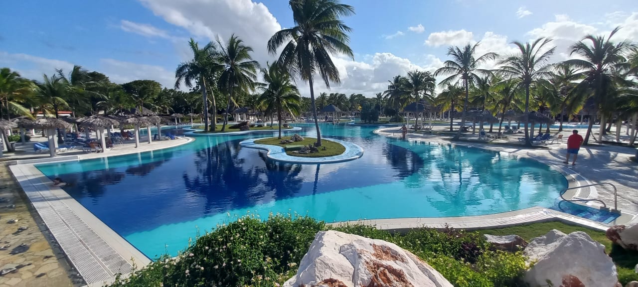 Pool Hotel Playa Pesquero