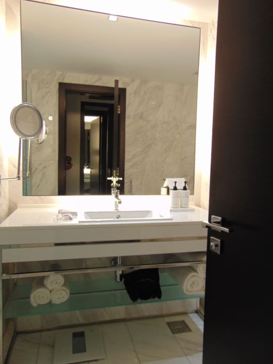 Zimmer InterContinental Luanda Miramar by IHG