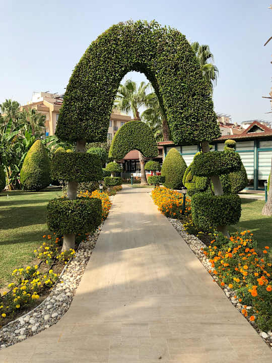 Gartenanlage Grand Seker Hotel