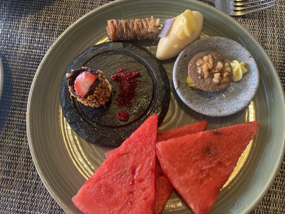 Gastro Minos Ambassador Suite & Spa