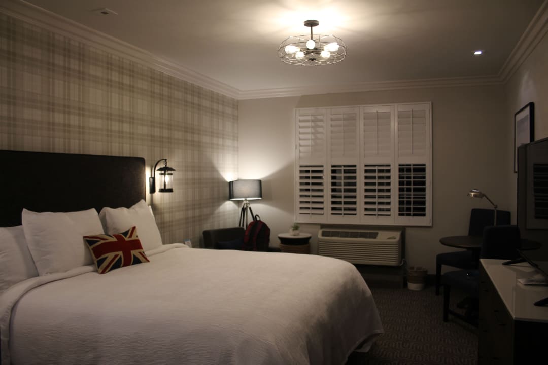 Zimmer Best Western Plus Cameron’s Inn