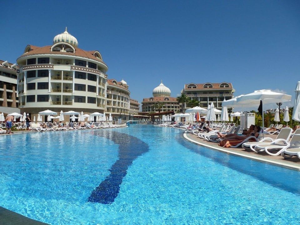 Traumhafter Pool Kirman Belazur Resort & Spa