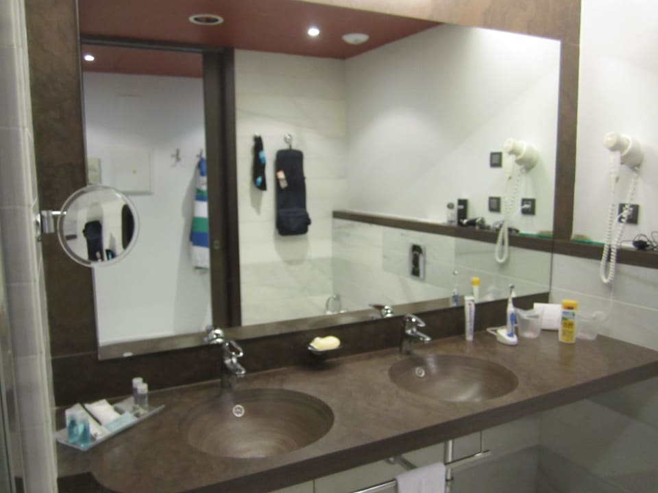 Doppelwaschbecken Hipotels Gran Conil Hotel