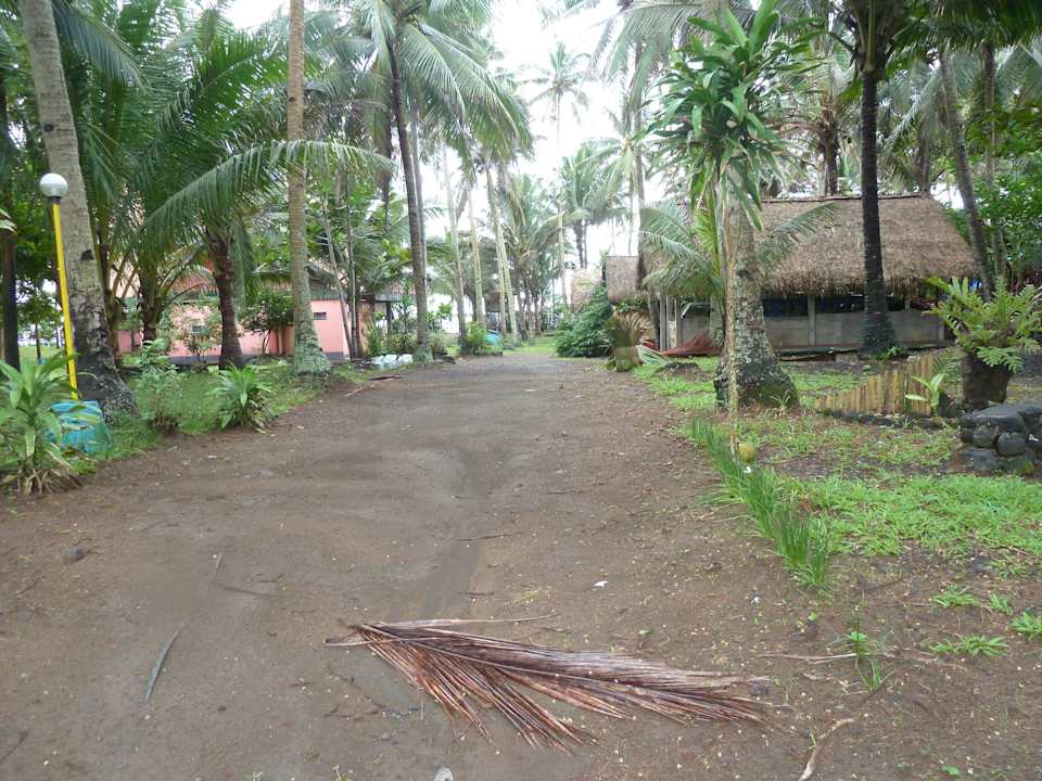 Weg zum Strand Hotel Casa Bianca